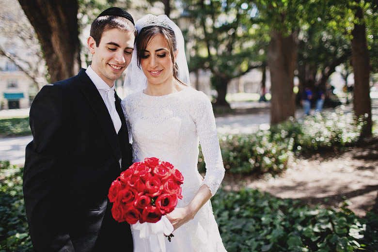 Sesion de novios judios en Plaza San Martin