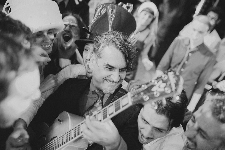 Banda Babel Orquesta en vivo animando un casamiento