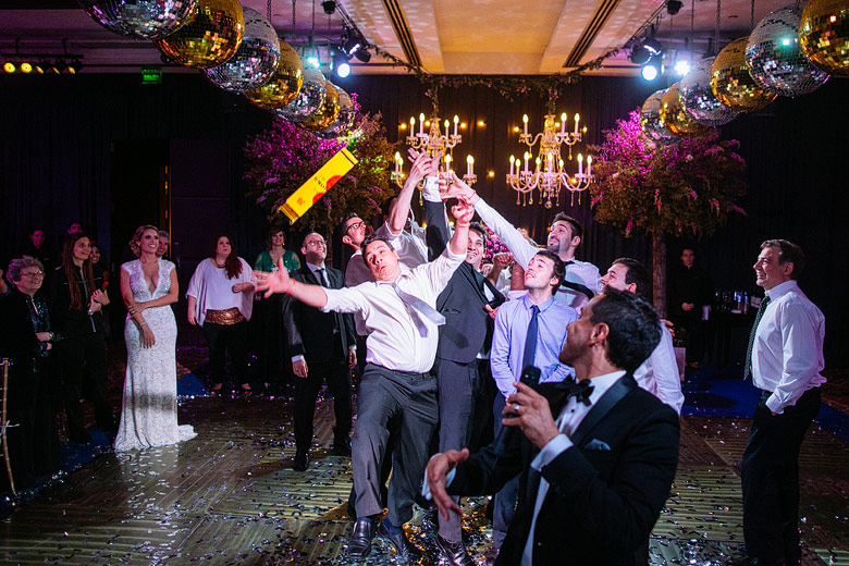spontaneous wedding photos in argentina