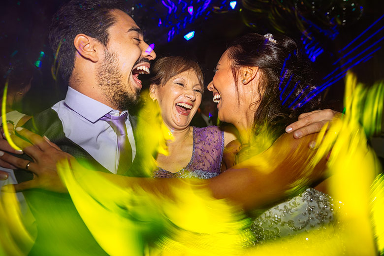 foto divertida de fiesta de casamiento