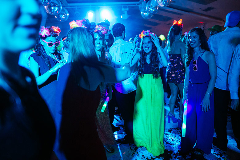 fotos de casamiento con luz ambiente
