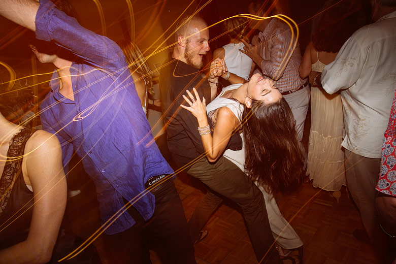 baile en playa vik