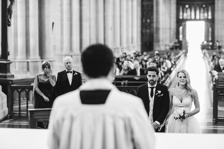 fotos de casamientos en la catedral de la plata