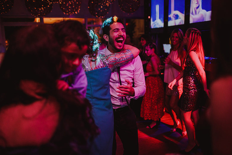 candid wedding photos