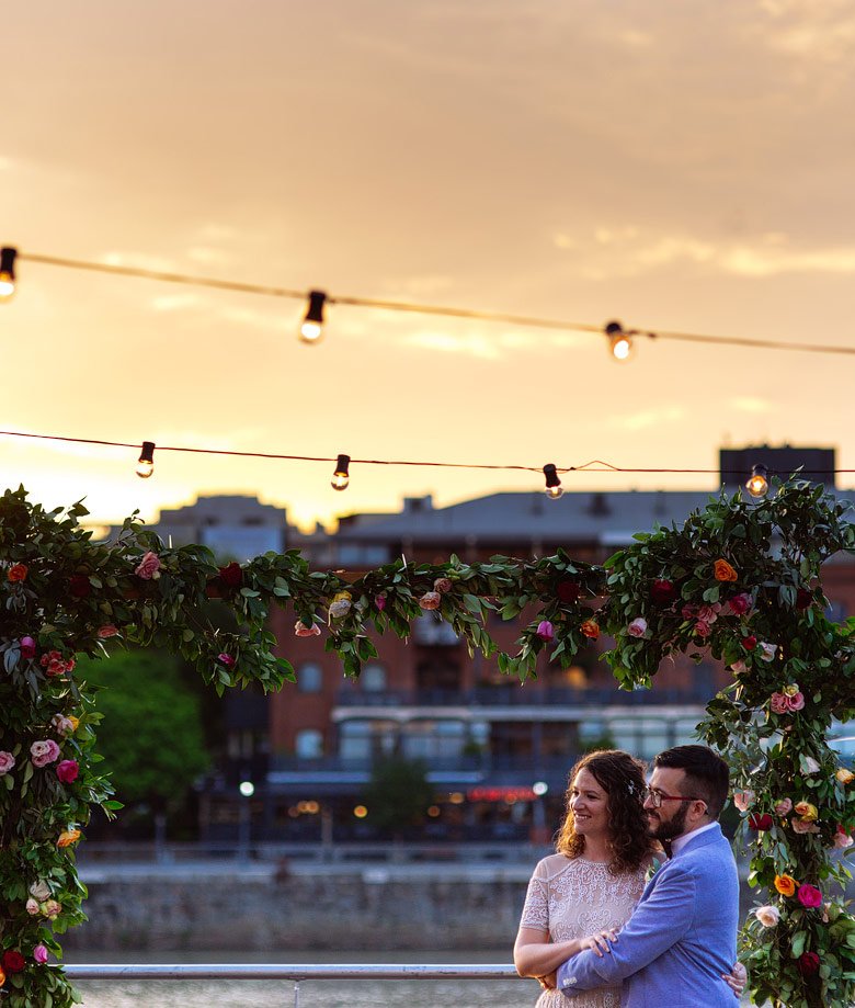 Casamiento diferente en Madero Walk