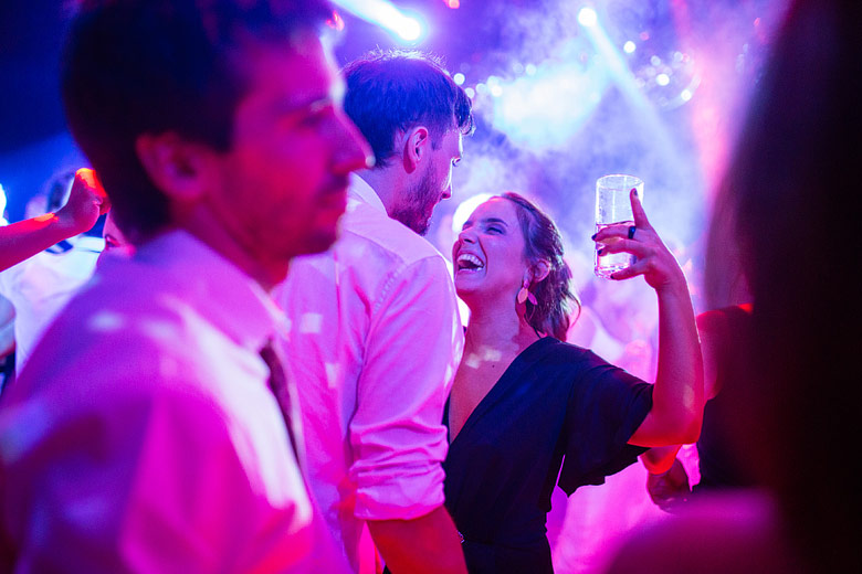 foto y video de casamiento espontaneo