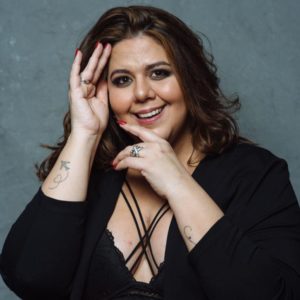 Adriana Carolina