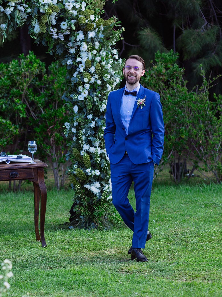 outfit-novio-traje-azul