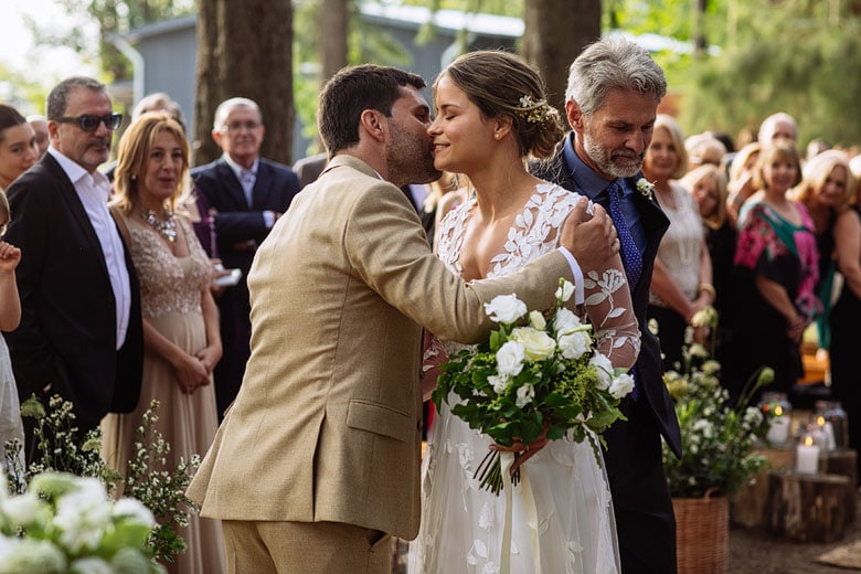 ceremonia-casamiento-al-atardecer-el-cardener-cardales